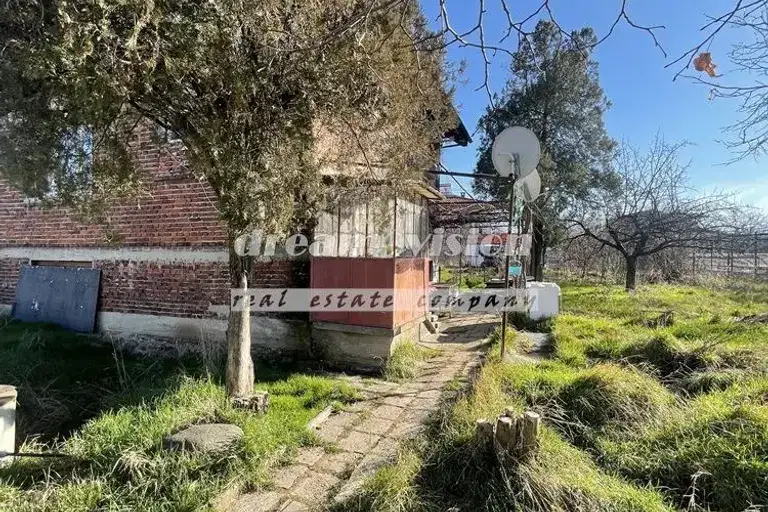 House in Ivanyane