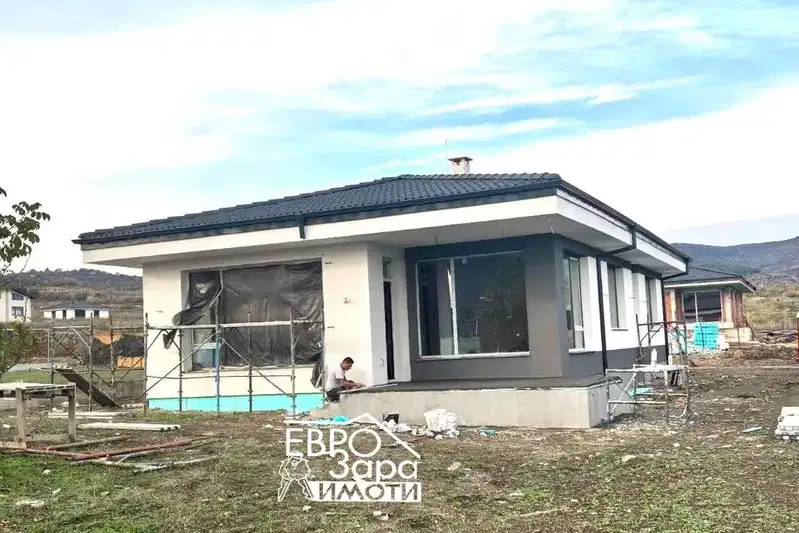 Къща в Студентско че
