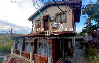 Къща в с. Звездица