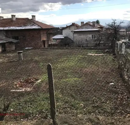 Снимка 5 — Къща в с. Балша