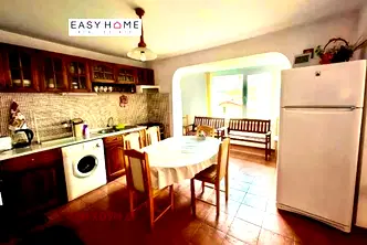 Къща в Банкя