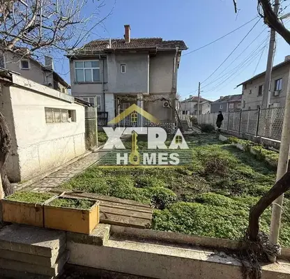 Photo 3 — House in Kazichene