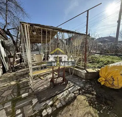 Photo 4 — House in Kazichene
