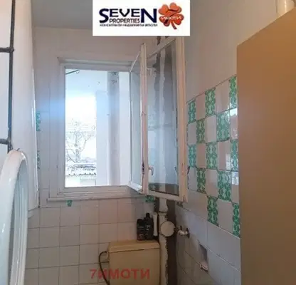 Photo 4 — House in Kazichene