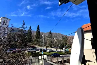 Къща в с. Лозен
