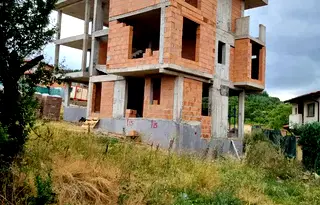 Къща в Банкя