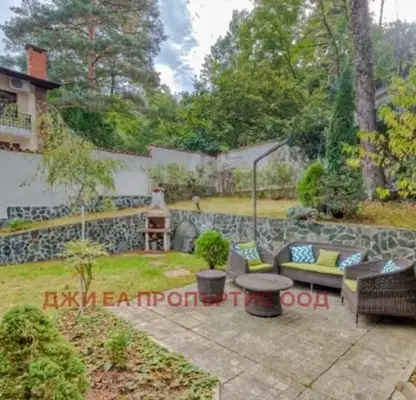 Photo 2 — House in Bankya