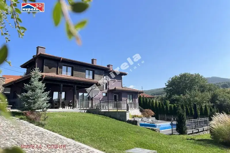 House in Malo Buchino