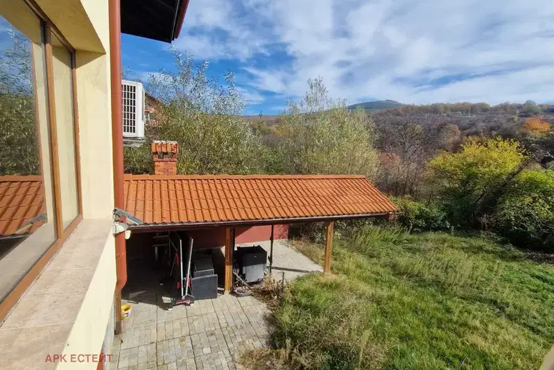 House in Malo Buchino