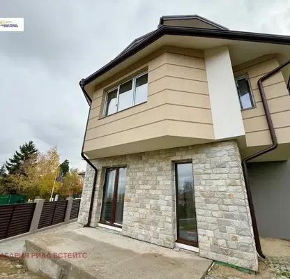Снимка 2 — Къща в Банкя