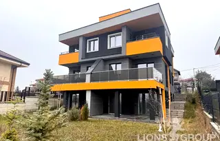 Къща в с. Лозен
