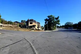 Къща в с. Тополи