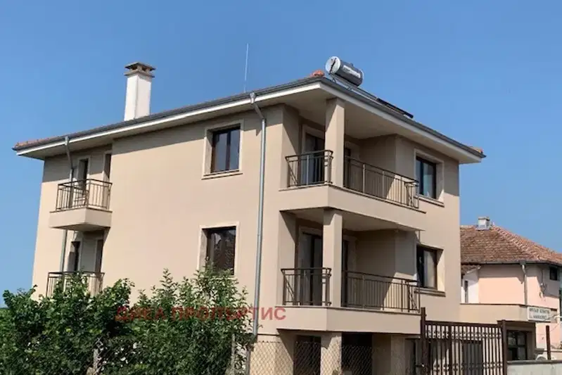 House in Marinka