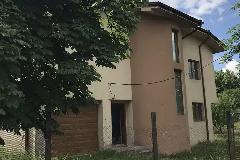 House in Voluyak