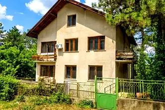 Къща в Банкя