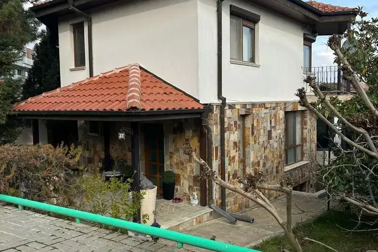House in м-т Евксино