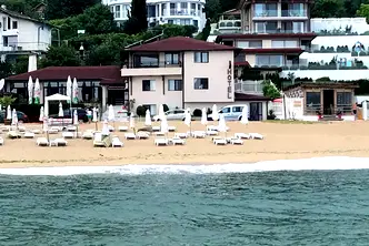 Къща в к.к. Чайка