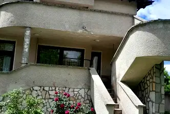Къща в Банкя