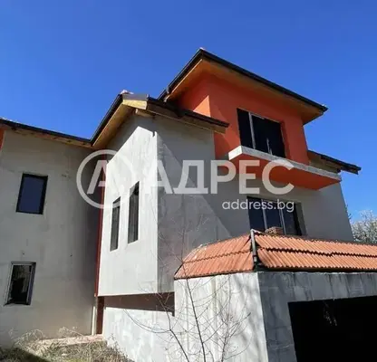 Photo 2 — House in Bankya
