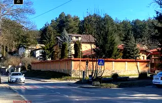 Къща в Банкя