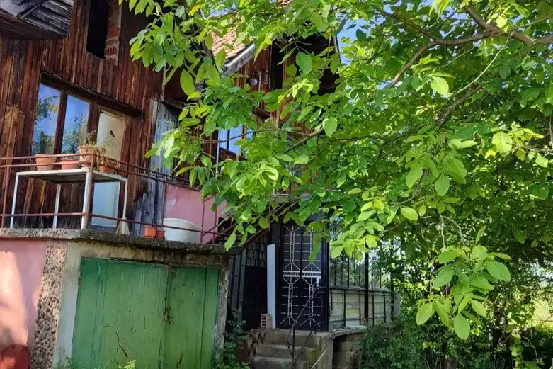 House in Студентски