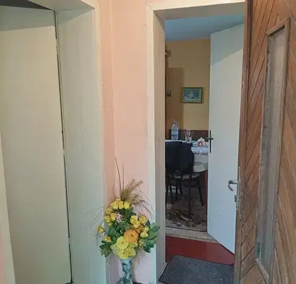 Photo 4 — House in Студентски