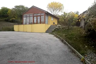 Къща в Банкя