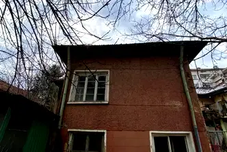 Къща в Плевен, 9-ти квартал