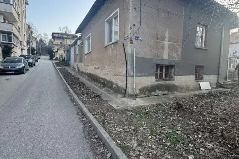 House in Pleven, 9-Ti Kvartal