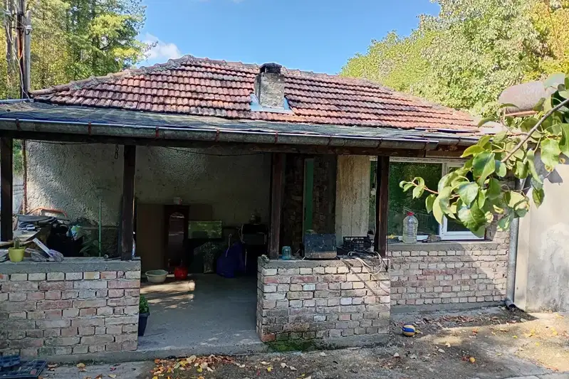 Къща в Плевен, 9-ти квартал