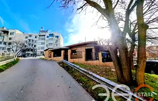 Къща във Варна, Аспарухово