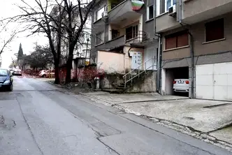 Къща в Стара Загора, Аязмото