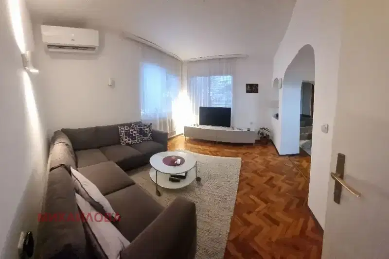Къща в Стара Загора, Аязмото