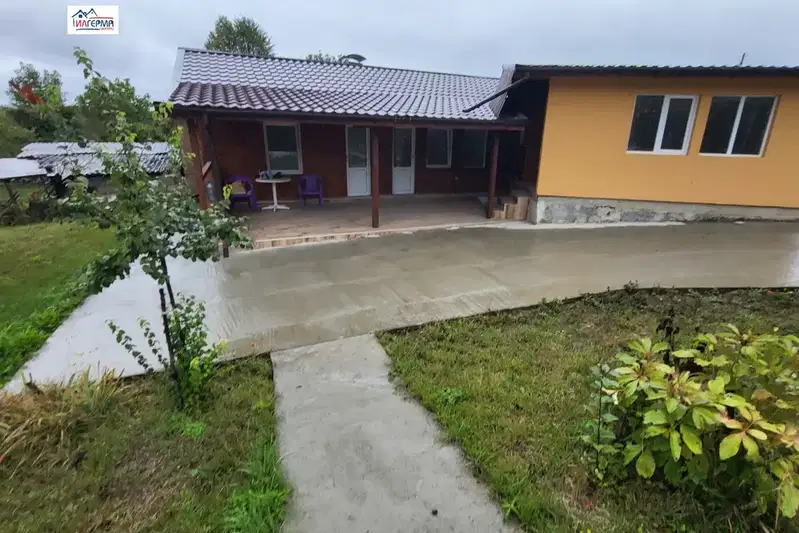 Къща в Перник, Бела вода