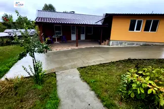 Къща в Перник, Бела вода