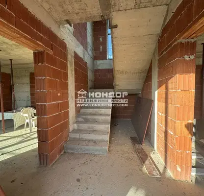 Photo 4 — House in Plovdiv, Belomorski