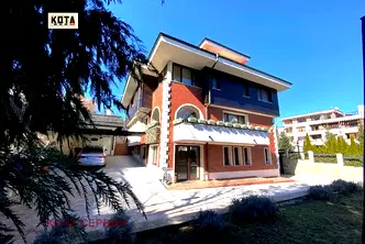 Къща в София, Бояна