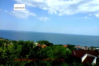 Къща във Варна, Бриз