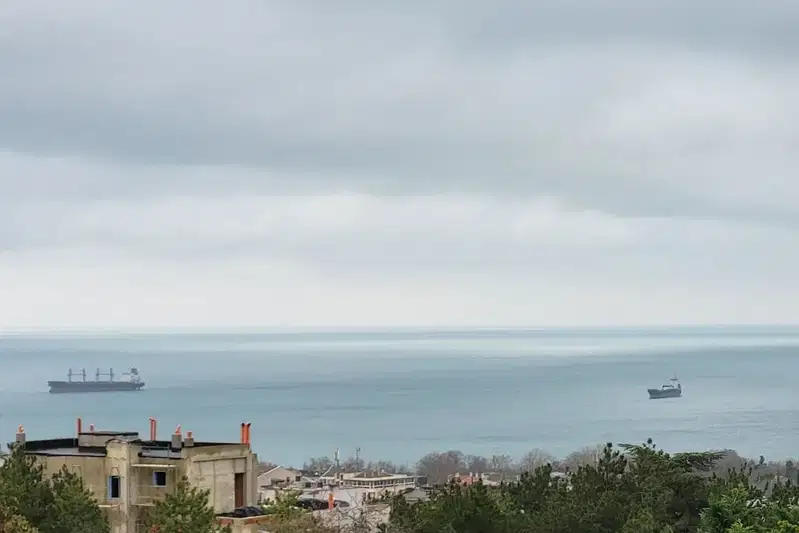 Къща във Варна, Бриз