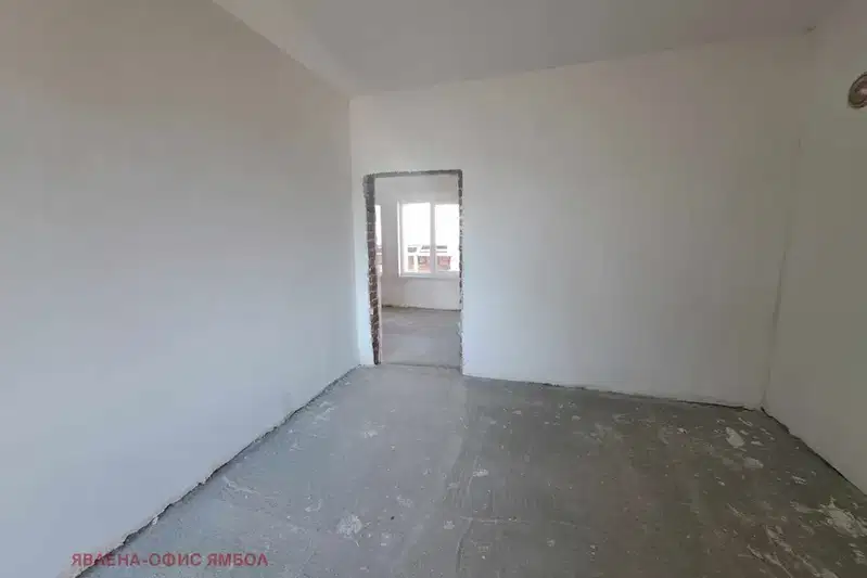 House in Yambol, Centyr