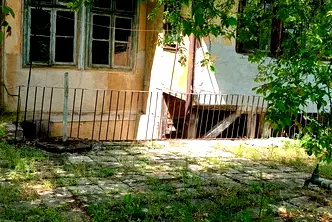 Къща в Шумен, Център