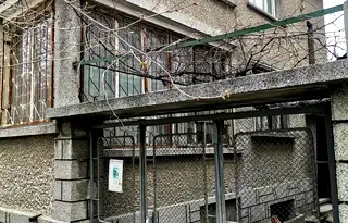 Къща в Сливен, Център