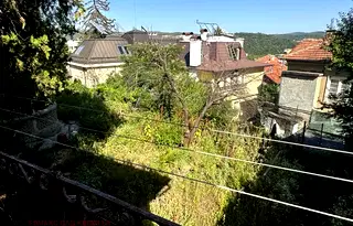 Къща във Велико Търново, Център