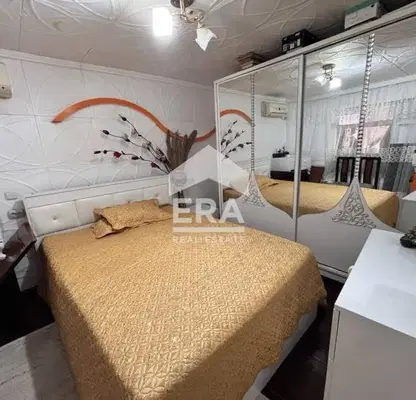 Photo 3 — House in Shumen, Centyr