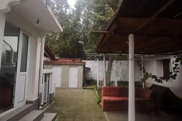 Къща в Добрич, Център