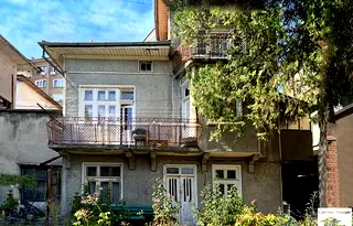 Къща във Велико Търново, Център