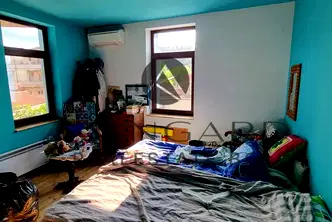 Къща в Пловдив, Център