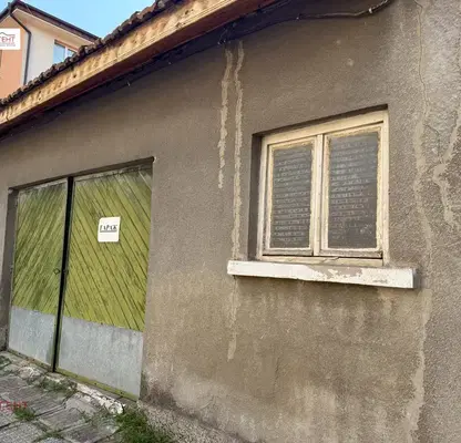 Снимка 4 — Къща в Габрово, Център