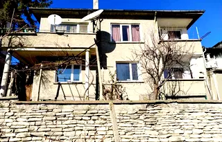 Къща във Велико Търново, Център