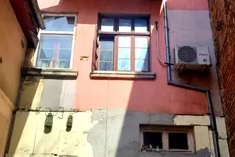 Къща в Русе, Център